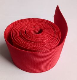 Vải polyester dệt Webbing Polyester màu đỏ cho máy móc công nghiệp nặng